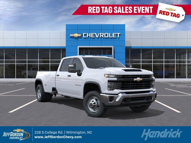 2026 Chevrolet Silverado 3500HD Work Truck Crew Cab 4WD