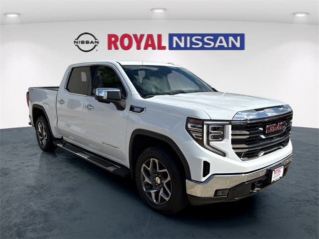 2022 GMC Sierra 1500 SLT Crew Cab 4WD