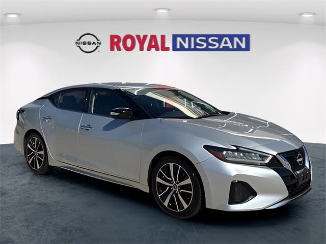 2023 Nissan Maxima SV FWD