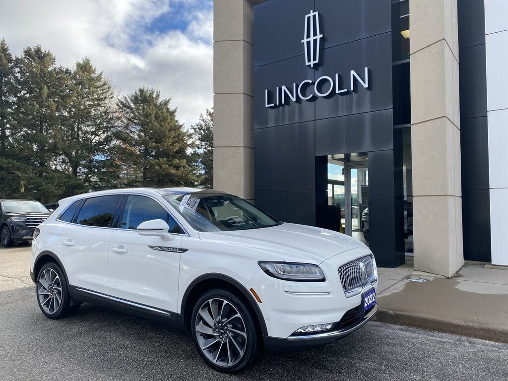 Lincoln Nautilus Reserve AWD 2022