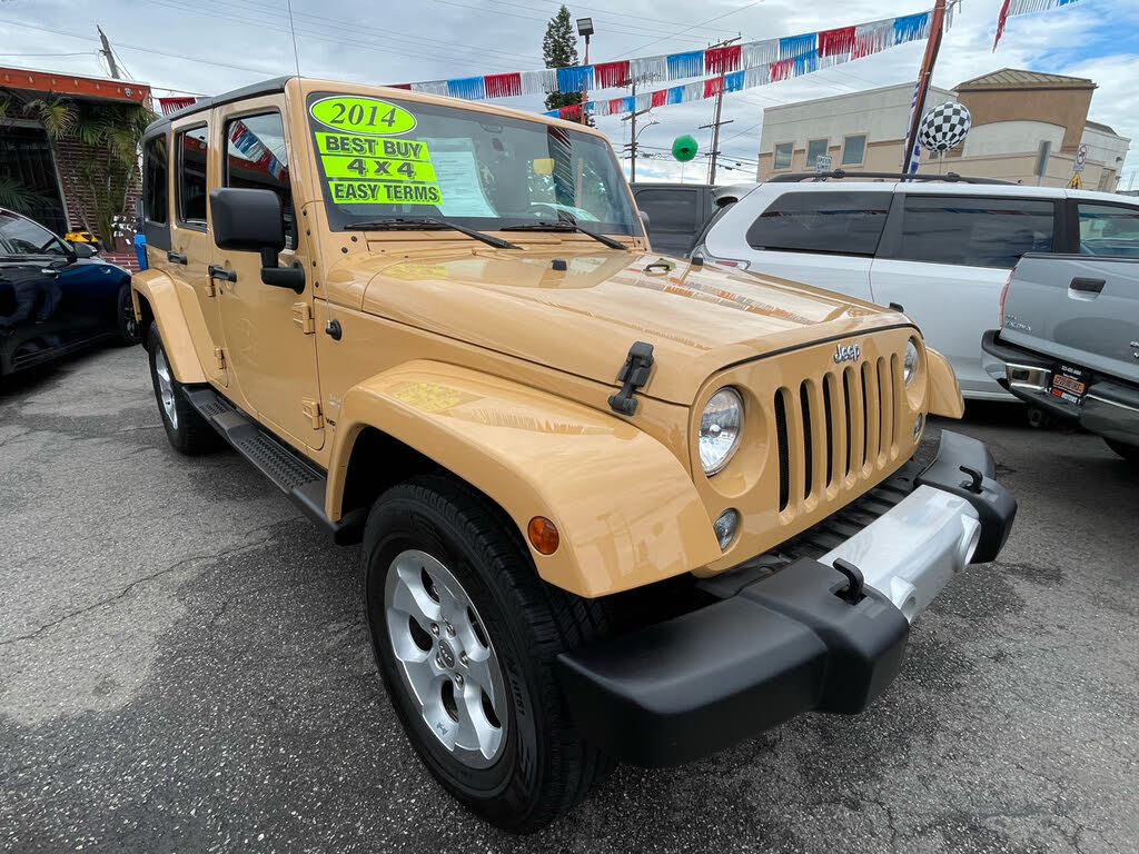 2014 Jeep Wrangler Unlimited Sahara 4WD