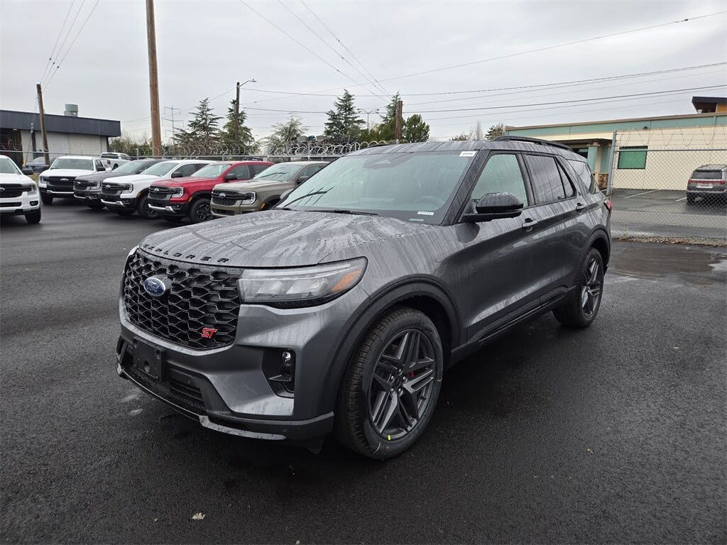 2026 Ford Explorer ST AWD