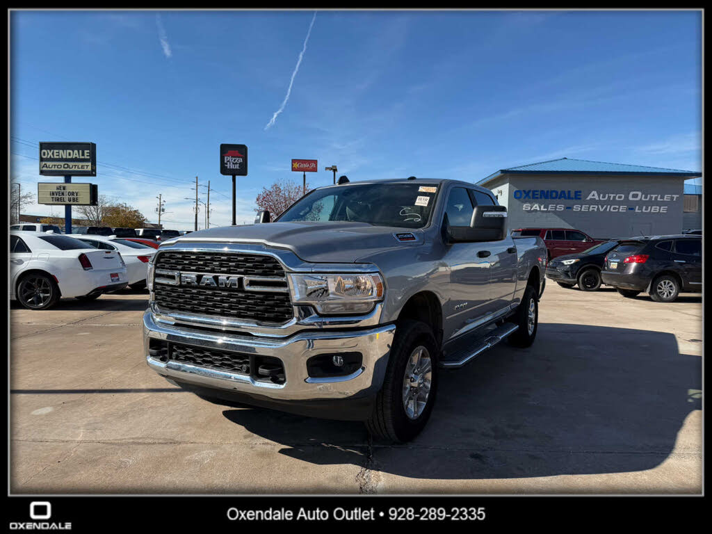 2024 RAM 2500 Big Horn Crew Cab 4WD