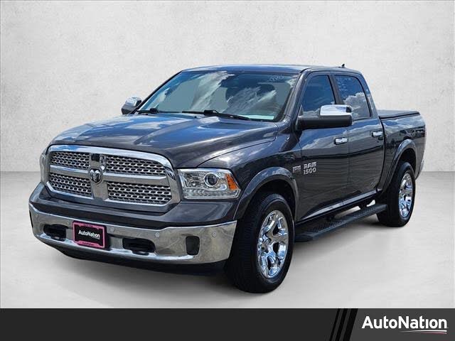 2017 RAM 1500 Laramie Crew Cab 4WD