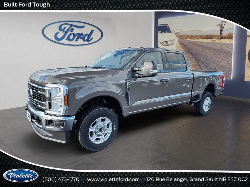 2026 Ford F-250 Super Duty XLT Crew Cab 4WD