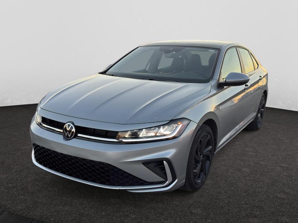 2025 Volkswagen Jetta SE FWD