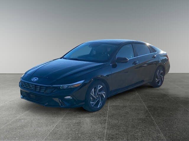 2024 Hyundai Elantra Luxury FWD