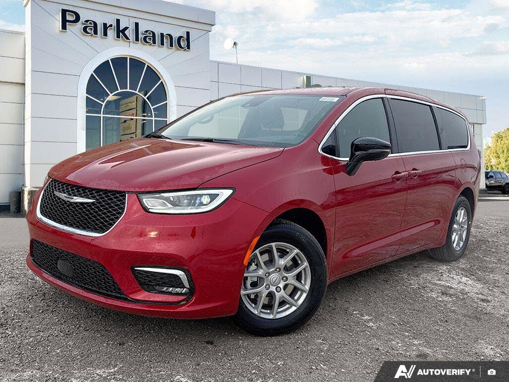 2026 Chrysler Pacifica Select FWD