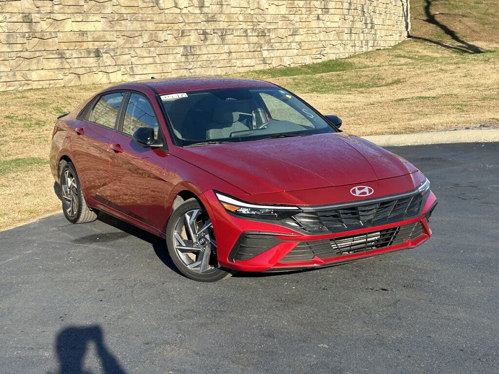 2025 Hyundai Elantra SEL Sport FWD