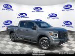 Nissan Titan PRO-4X Crew Cab 4WD