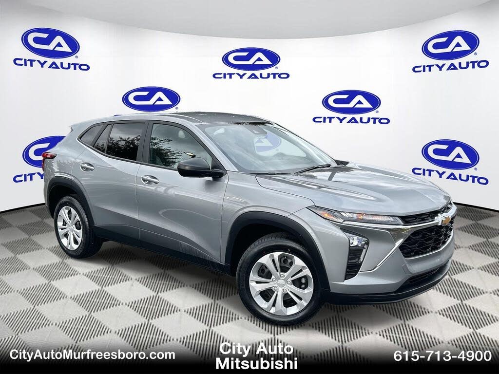 2024 Chevrolet Trax LS FWD