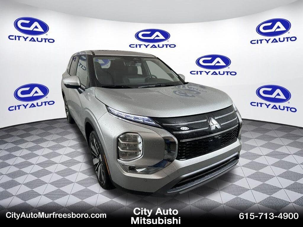 2025 Mitsubishi Outlander SE FWD