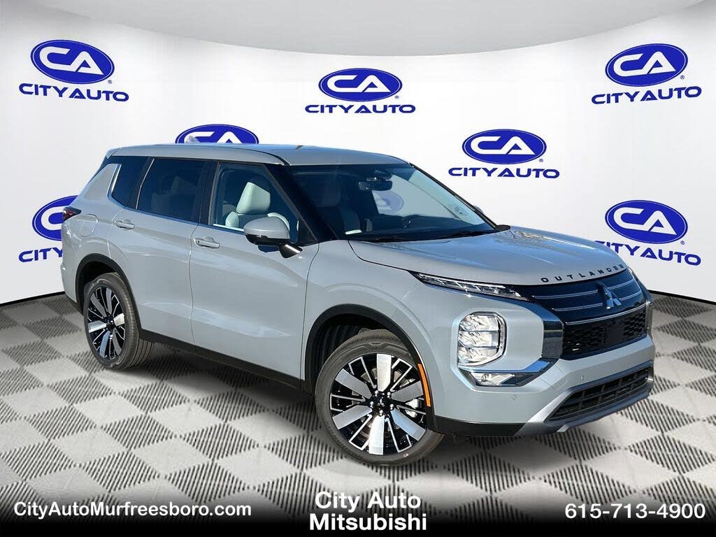 2025 Mitsubishi Outlander SE FWD