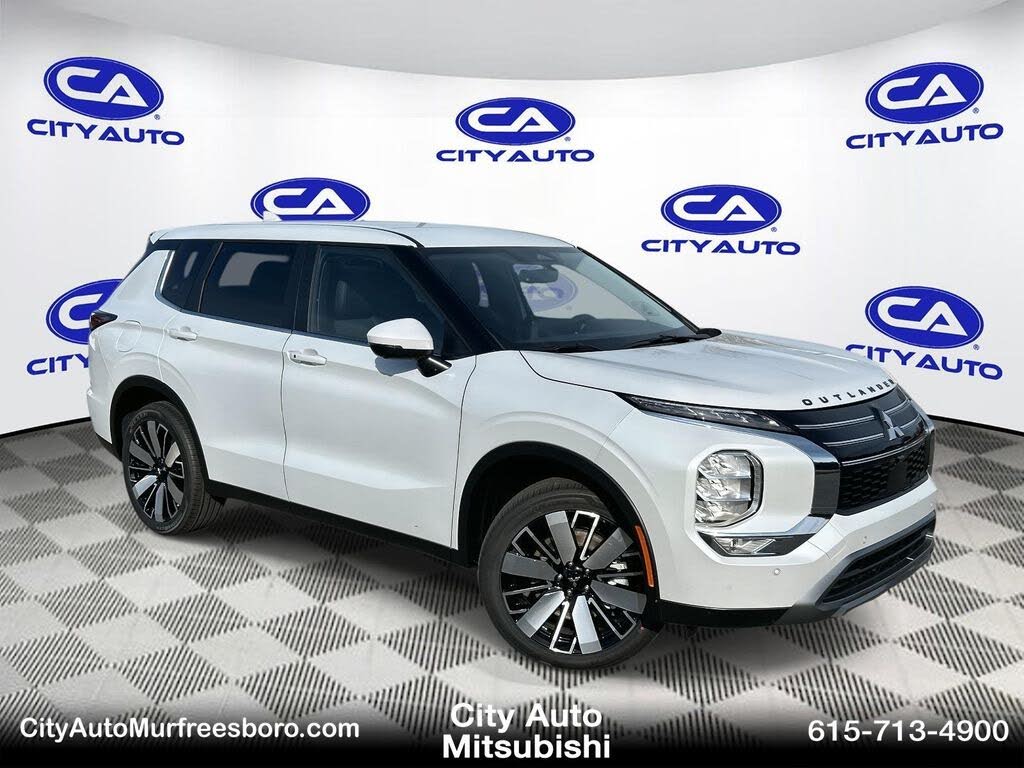 2025 Mitsubishi Outlander SE FWD