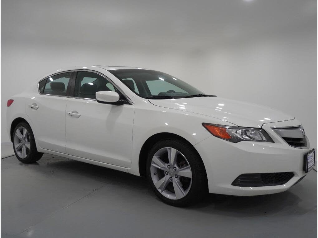 2015 Acura ILX 2.0L FWD