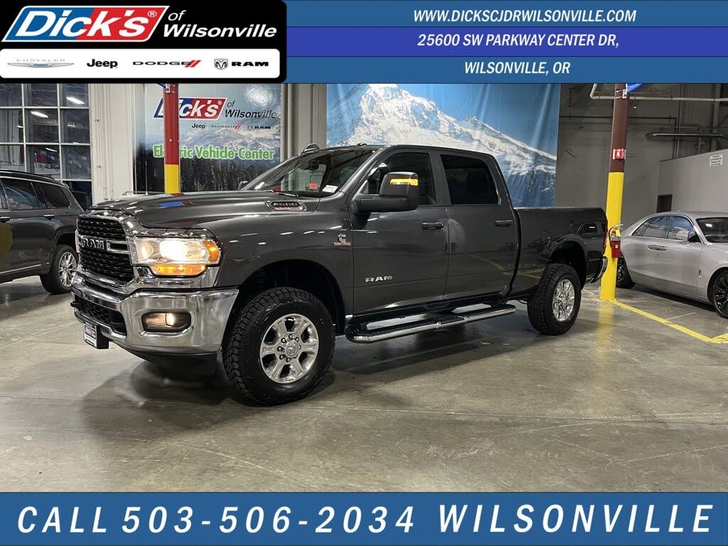 2024 RAM 2500 Big Horn Crew Cab 4WD