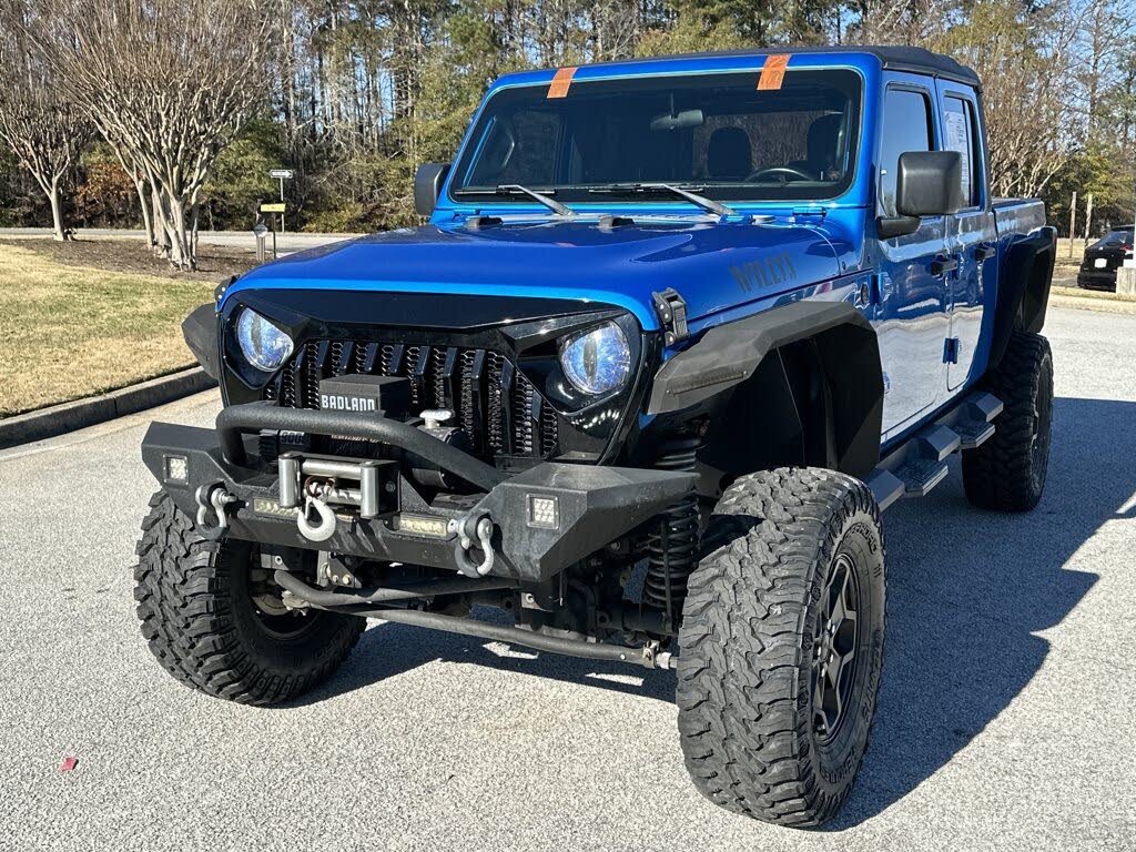 2021 Jeep Gladiator Willys Crew Cab 4WD