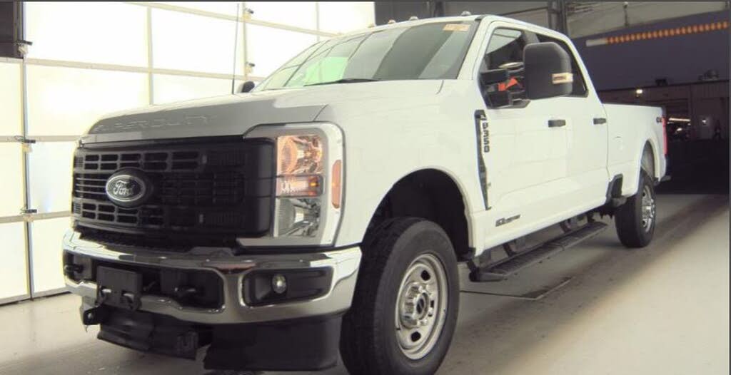 2024 Ford F-350 Super Duty XL Crew Cab 4WD
