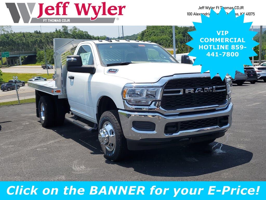 2024 RAM 3500 Chassis Tradesman Regular Cab DRW 4WD