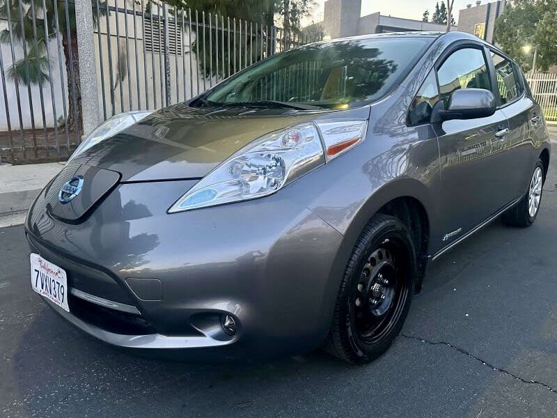 2016 Nissan LEAF S