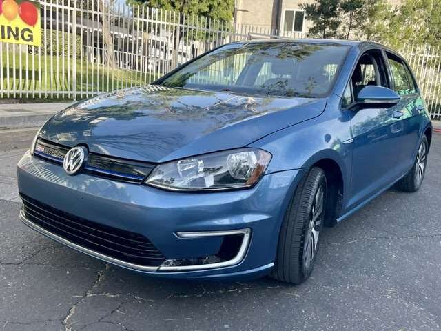 2016 Volkswagen e-Golf SE