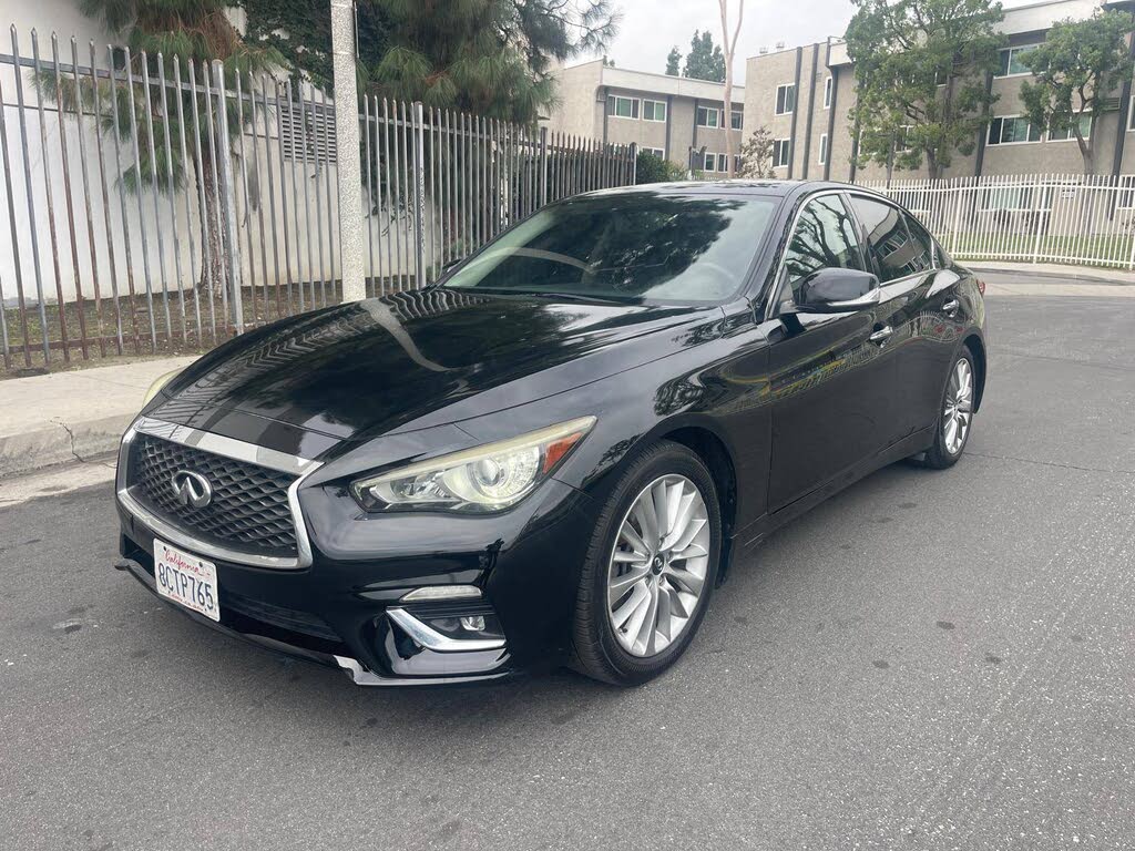 2018 INFINITI Q50 3.0t Luxe RWD