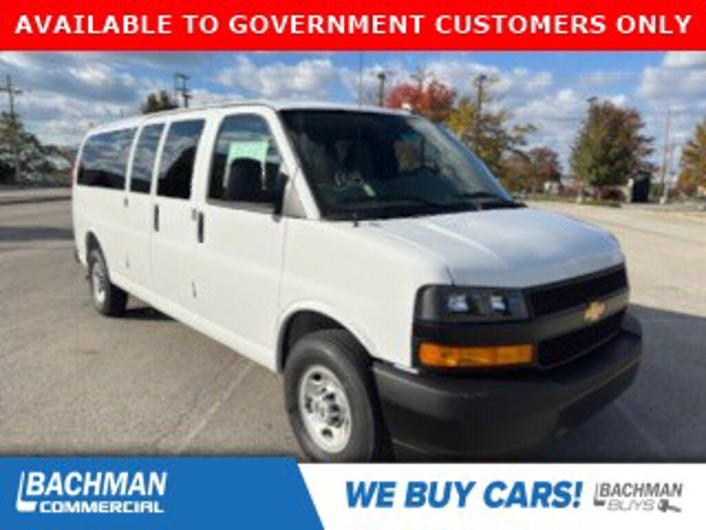 2025 Chevrolet Express 3500 LS Extended RWD