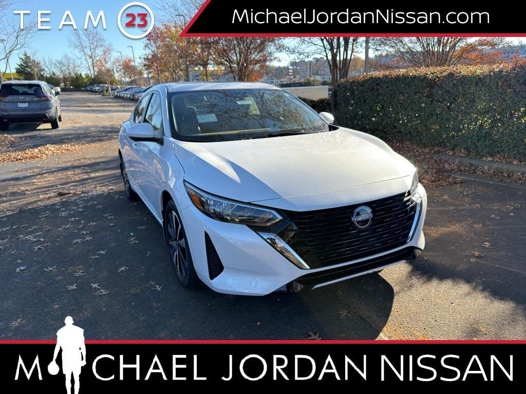 2025 Nissan Sentra SV FWD