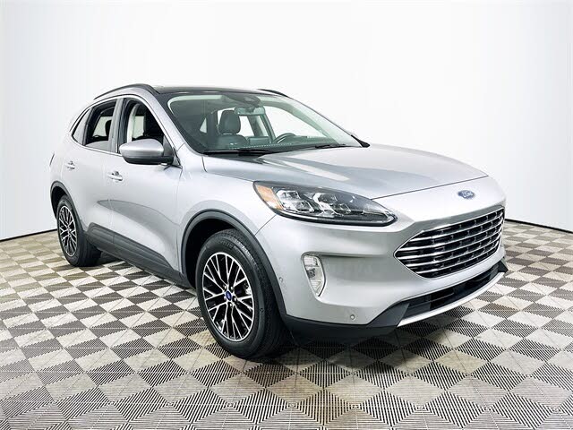 2022 Ford Escape Hybrid Plug-in Titanium FWD