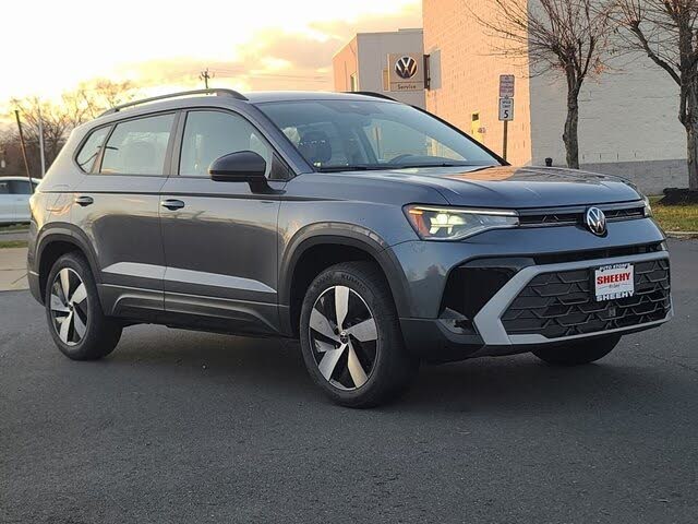 2026 Volkswagen Taos S 4Motion