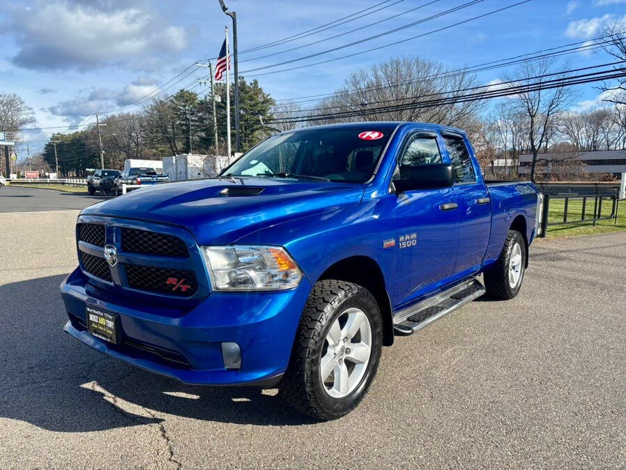 2014 RAM 1500 Express Quad Cab 4WD