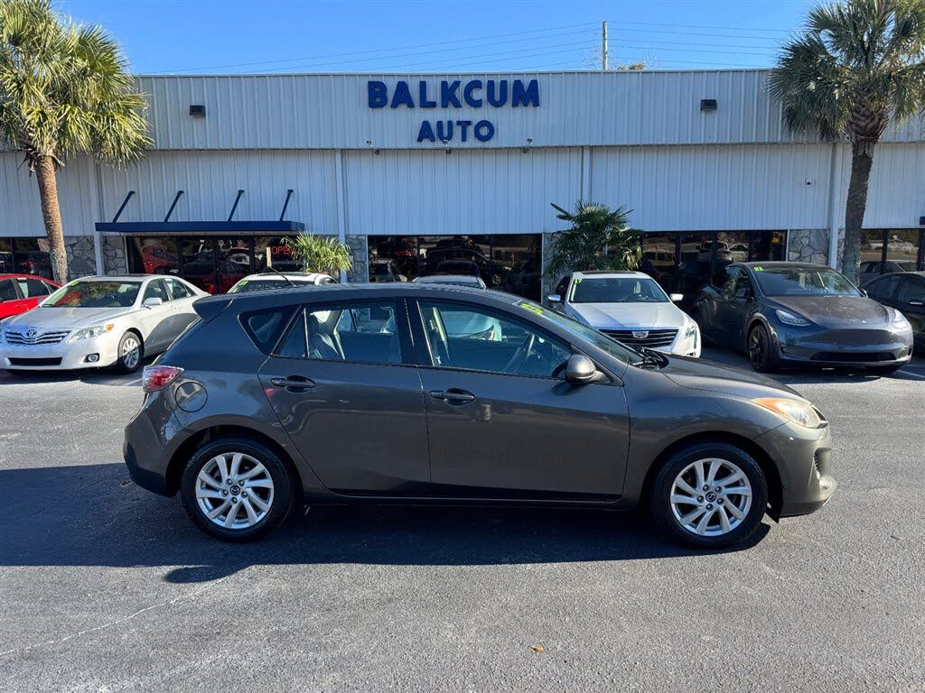 2013 Mazda MAZDA3 i Grand Touring Hatchback