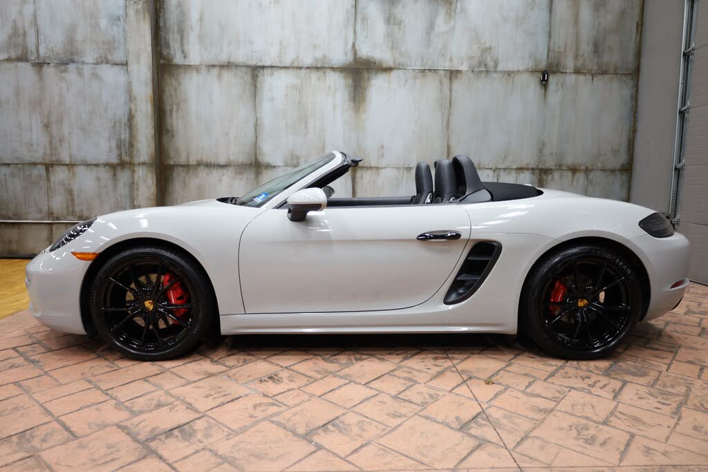 2018 Porsche 718 Boxster S RWD