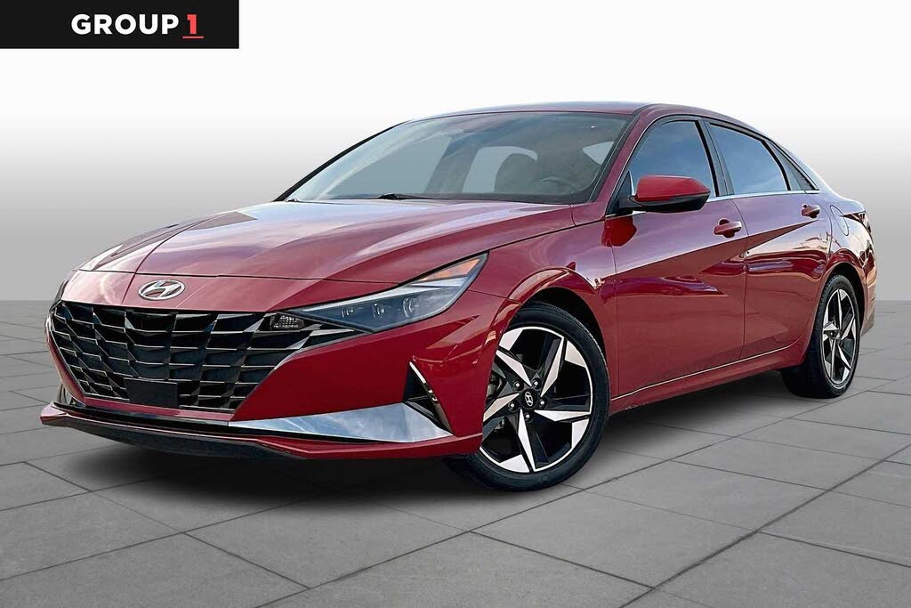 2022 Hyundai Elantra Limited FWD