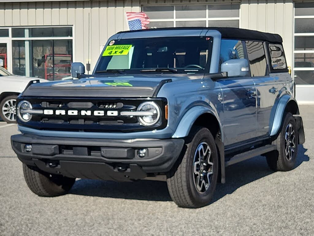 2023 Ford Bronco Outer Banks Advanced 4-Door 4WD