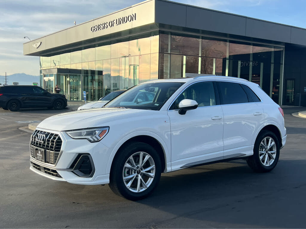 2025 Audi Q3 quattro Premium S Line 45 TFSI