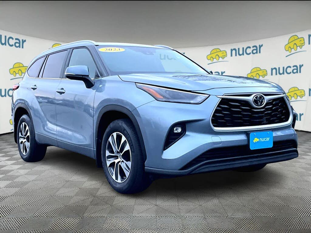 2023 Toyota Highlander XLE AWD