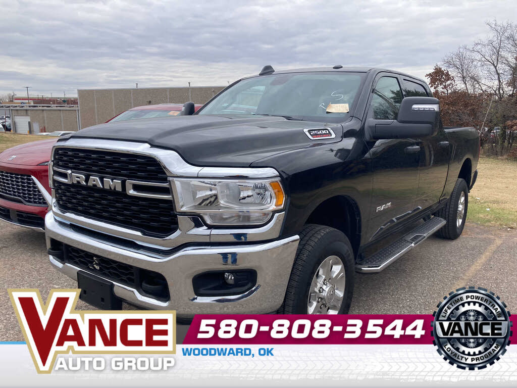 2024 RAM 2500 Big Horn Crew Cab 4WD