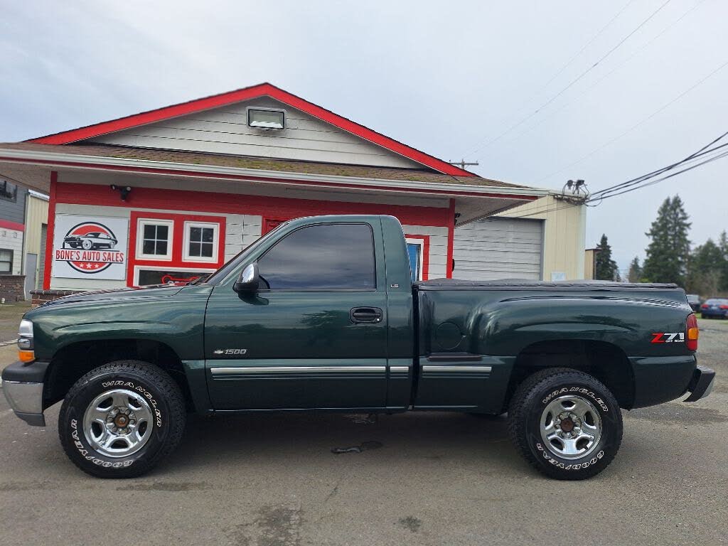 2001 Chevrolet Silverado 1500 LS 4WD