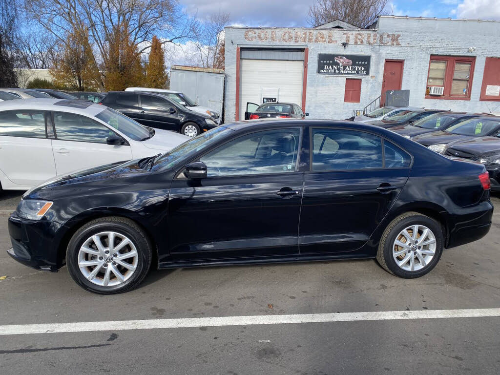 2011 Volkswagen Jetta SE with Conv and Sunroof