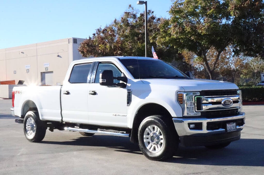 2019 Ford F-350 Super Duty XLT Crew Cab LB 4WD