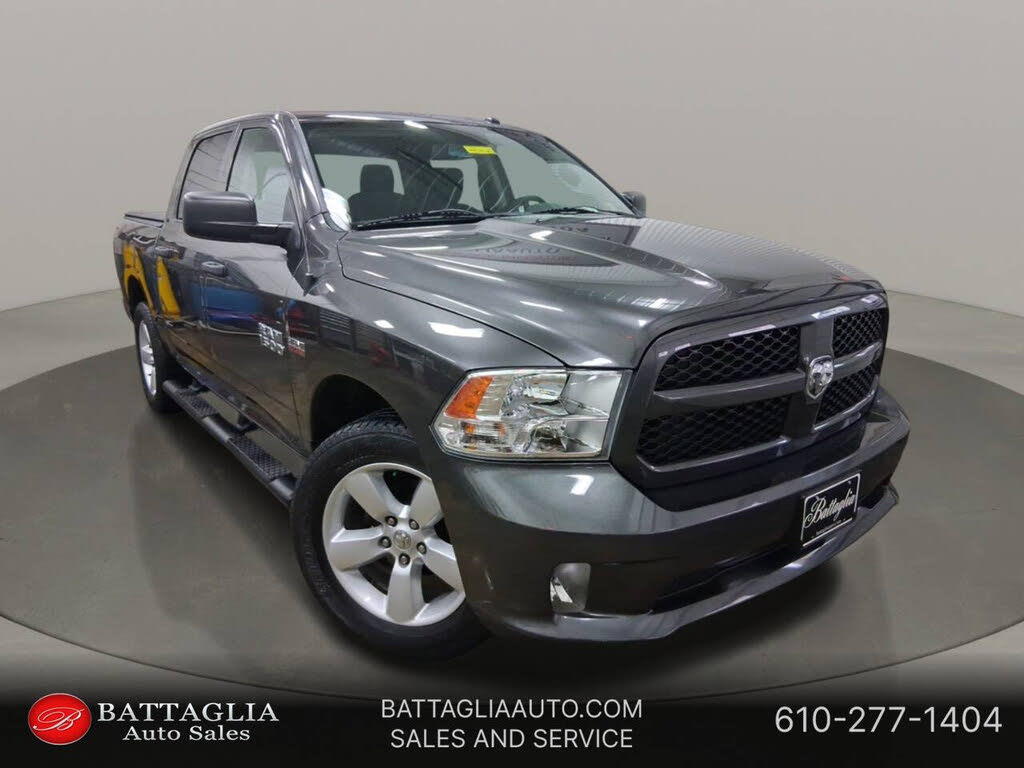 2015 RAM 1500 Express Crew Cab 4WD