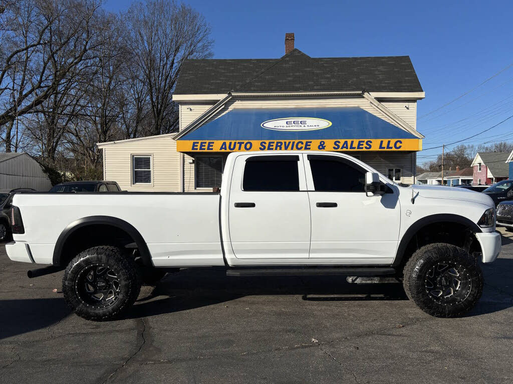 2017 RAM 2500 Tradesman Crew Cab LB 4WD