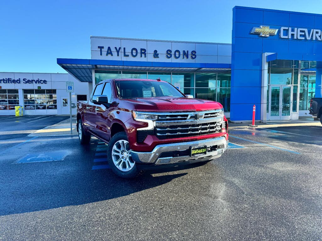 2026 Chevrolet Silverado 1500 LTZ Crew Cab 4WD
