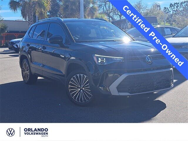 2025 Volkswagen Taos SE FWD