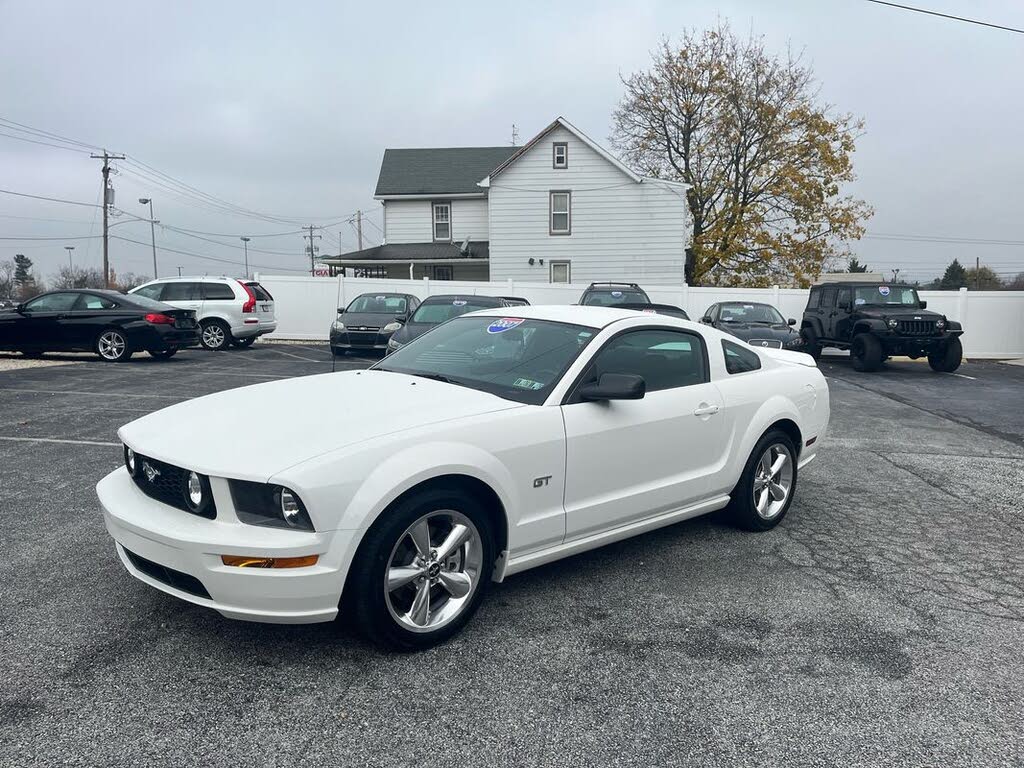 2007 Ford Mustang GT Premium Coupe RWD