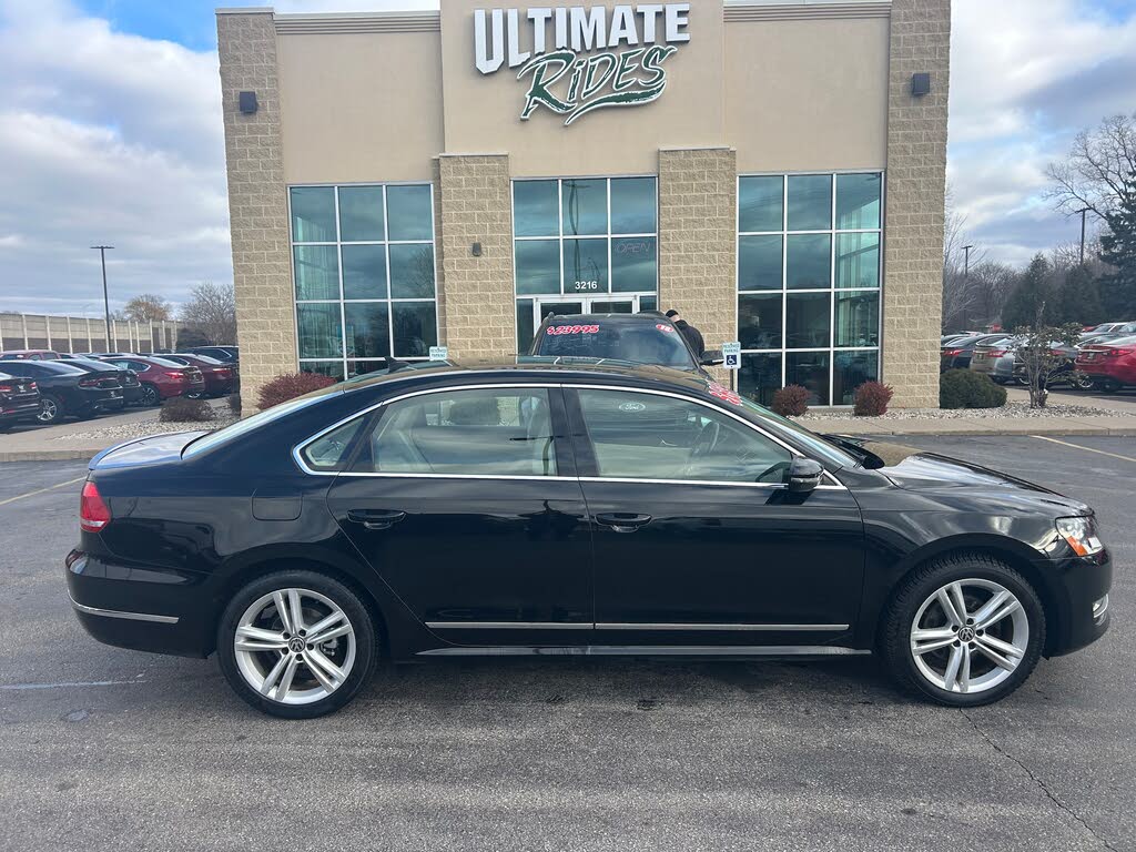 2012 Volkswagen Passat V6 SEL Premium