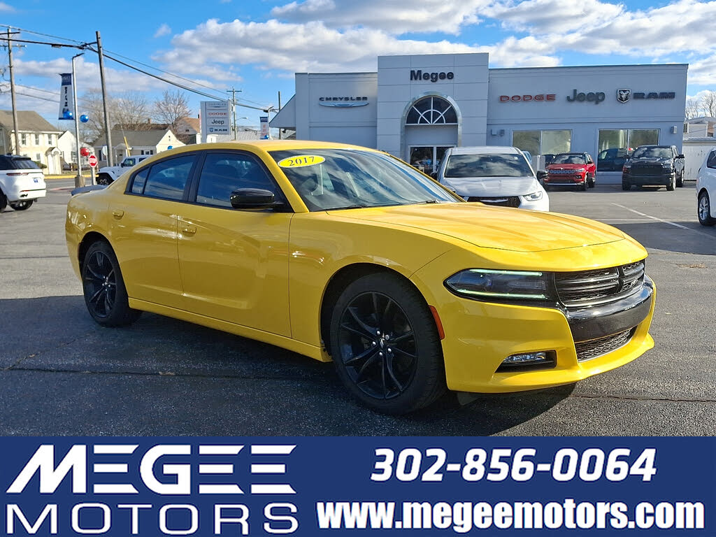 2017 Dodge Charger SXT RWD