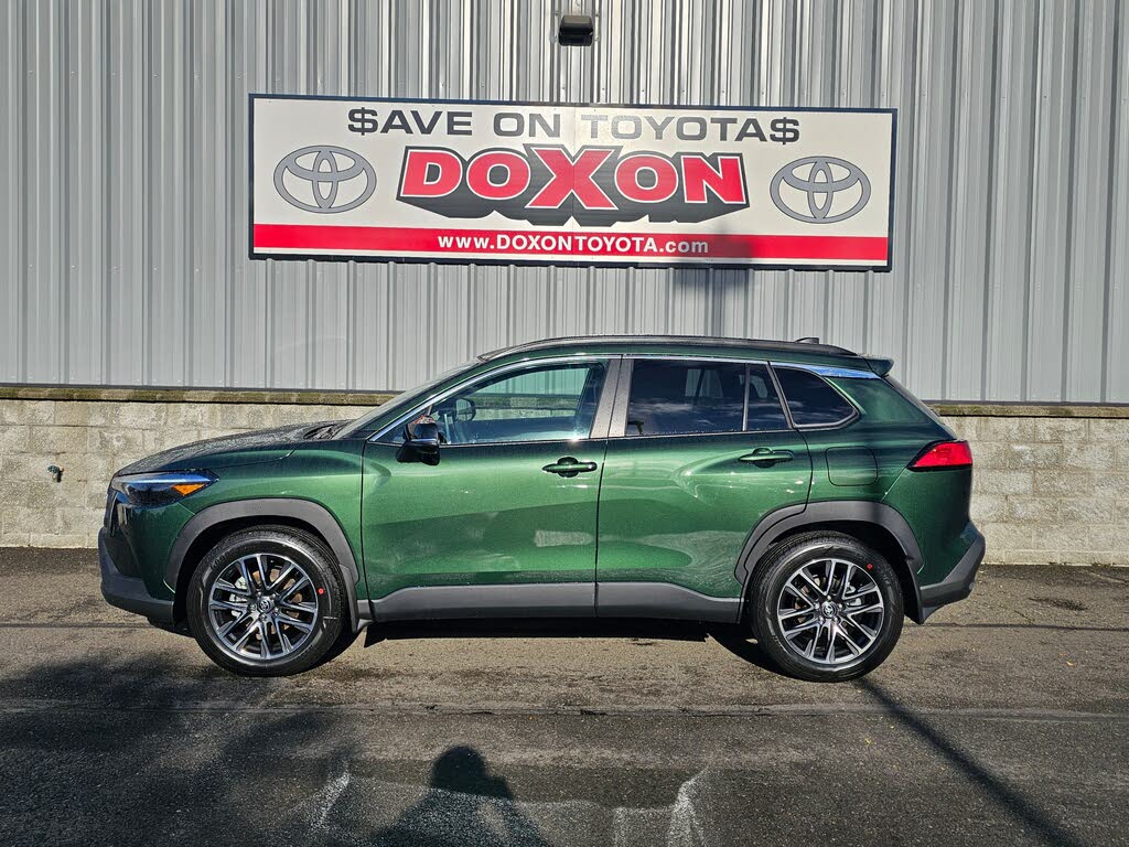 2026 Toyota Corolla Cross XLE AWD