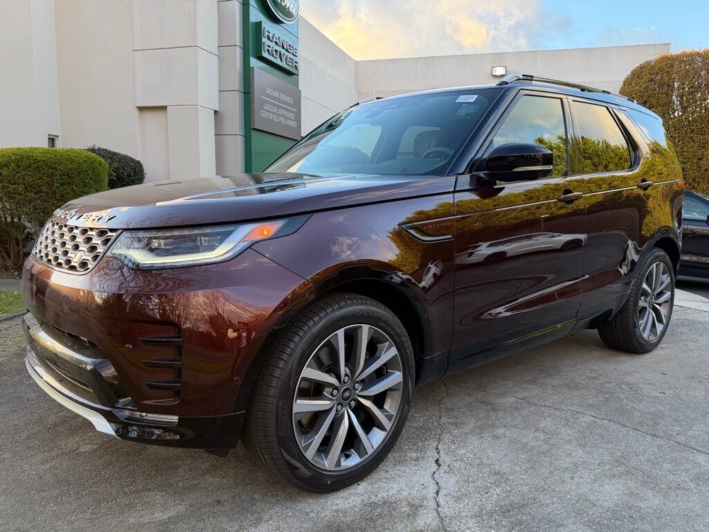 2026 Land Rover Discovery P360 Tempest Edition AWD